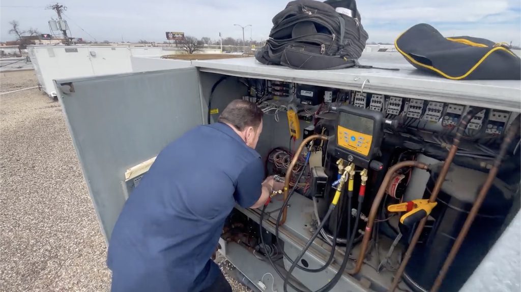 HVAC repair service in Broken Arrow, OK